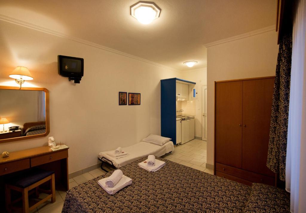 Lazaridis Luxury Studios & Apartments Nea Roda Quarto foto