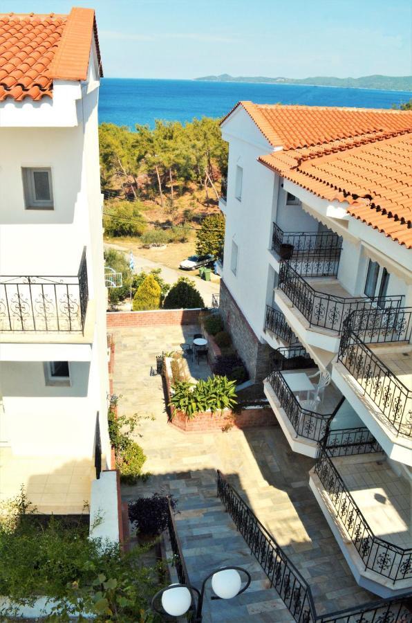 Lazaridis Luxury Studios & Apartments Nea Roda Exterior foto